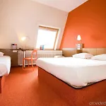 Ibis Styles Centre Gare Hotel 3*