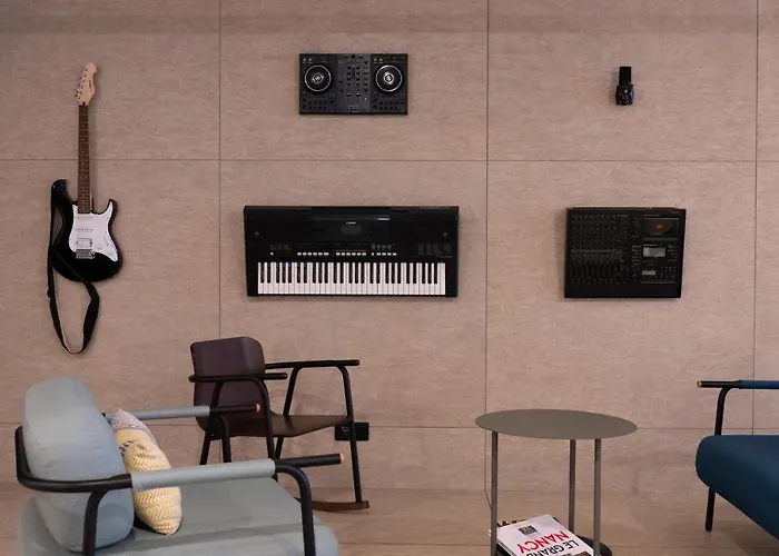 Ibis Styles Centre Gare Hotel 3*